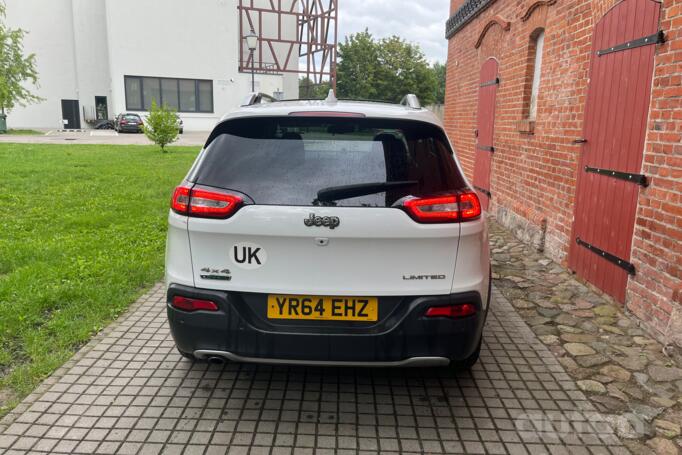 Jeep Cherokee KL SUV 5-doors