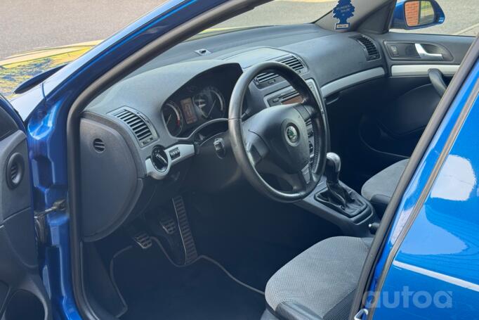 Skoda Octavia RS A5 liftback 