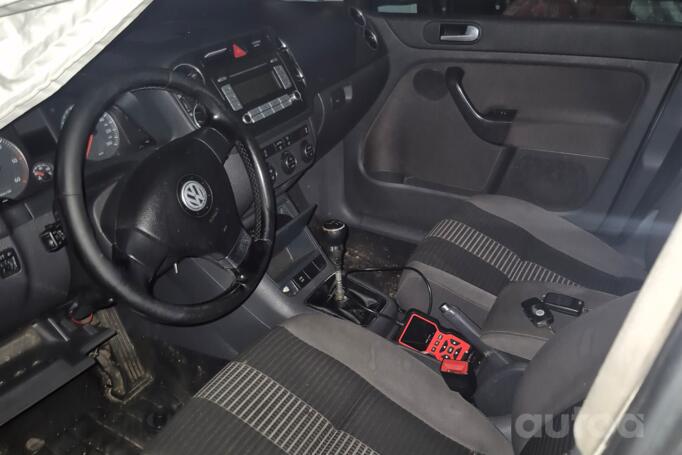 Volkswagen Golf Plus 1 generation