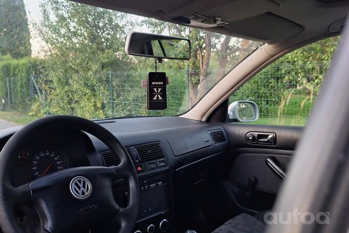 Volkswagen Golf 4 generation Hatchback 5-doors
