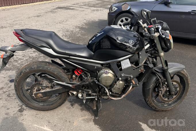 Yamaha XJ