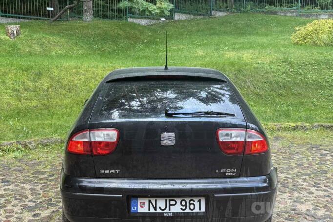 SEAT Leon 1 generation Hatchback