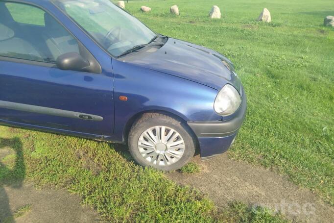Renault Clio 2 generation Hatchback 3-doors