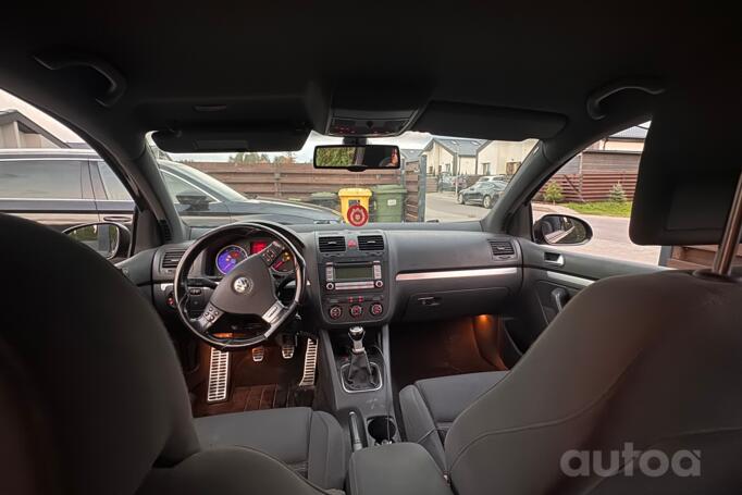 Volkswagen Golf GTI 5 generation