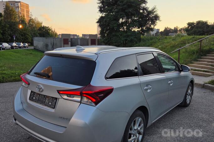 Toyota Auris 2 generation [restyling]