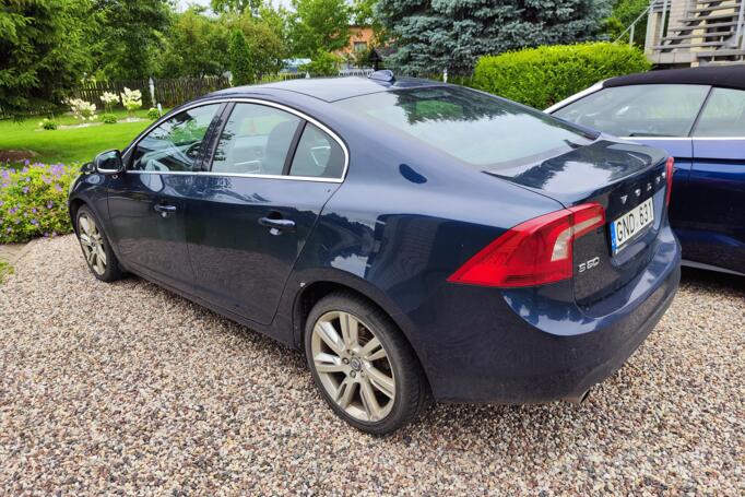 Volvo S60 2 generation Sedan