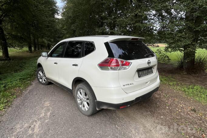 Nissan X-Trail T32 Crossover