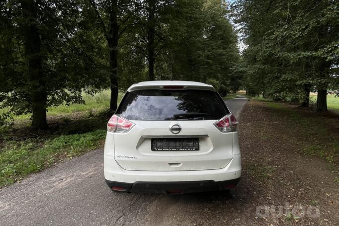 Nissan X-Trail T32 Crossover