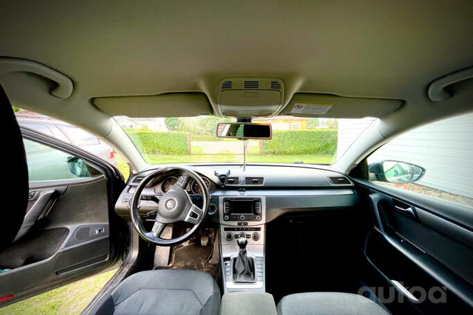 Volkswagen Passat B7 Variant wagon 5-doors
