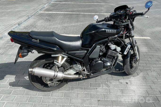 Yamaha FZS 600 Fazer