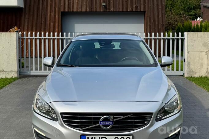 Volvo V60 1 generation [restyling] wagon 5-doors