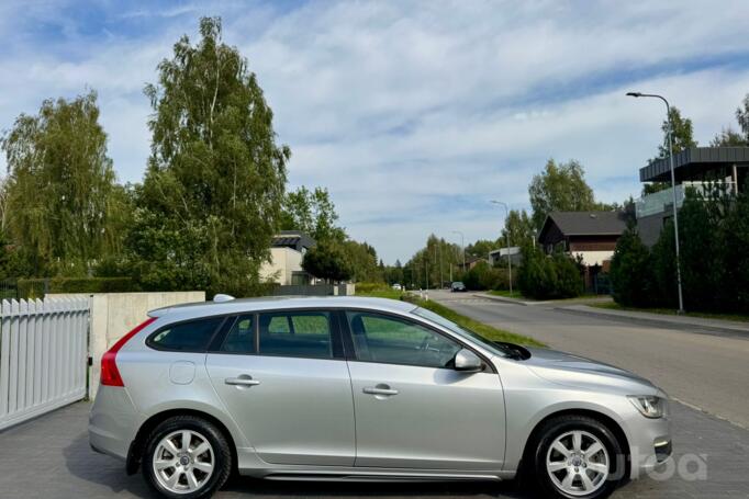 Volvo V60 1 generation [restyling] wagon 5-doors