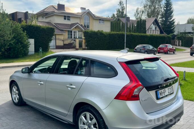 Volvo V60 1 generation [restyling] wagon 5-doors