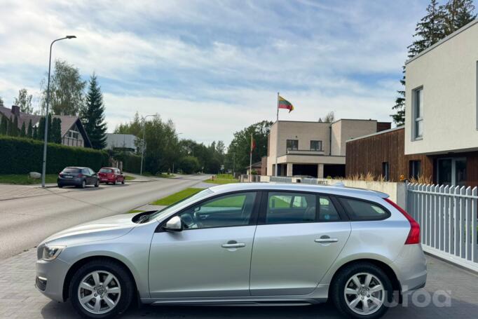 Volvo V60 1 generation [restyling] wagon 5-doors