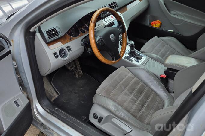 Volkswagen Passat B6 Sedan 4-doors