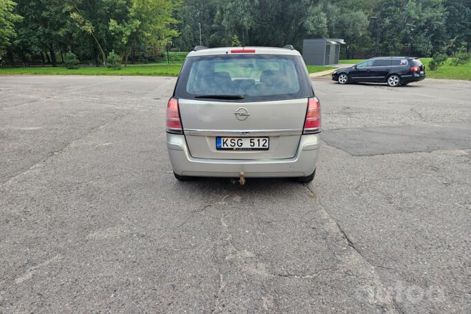 Opel Zafira B Minivan 5-doors