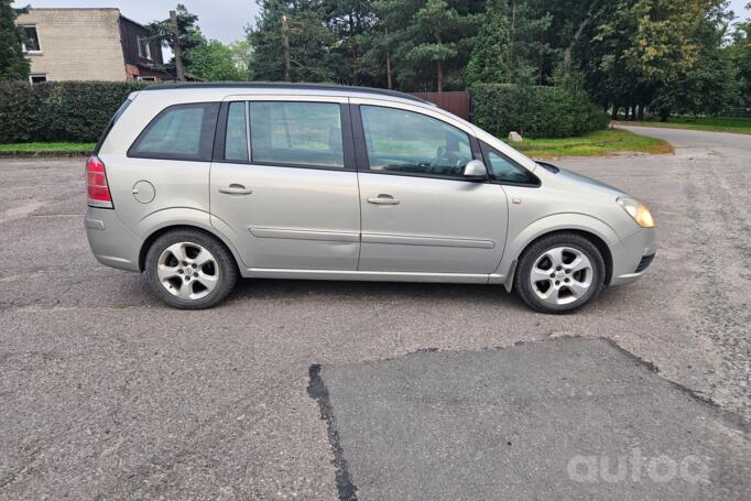 Opel Zafira B Minivan 5-doors