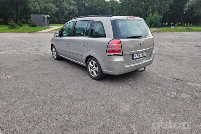 Opel Zafira B Minivan 5-doors