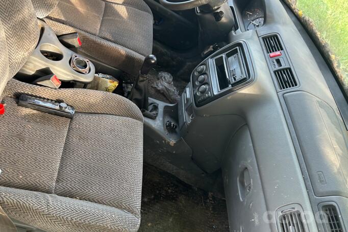 Honda CR-V 1 generation [restyling] Crossover