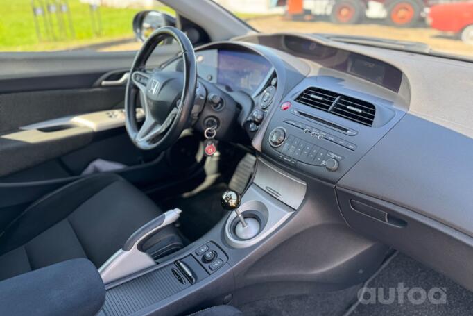 Honda Civic 8 generation Type-S hatchback 3-doors