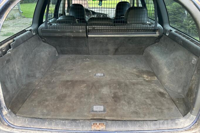Volvo V70 2 generation wagon