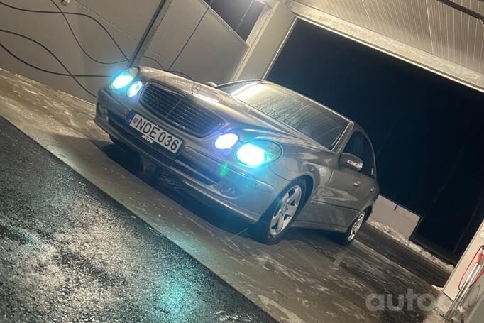 Mercedes-Benz E-Class W211 Sedan