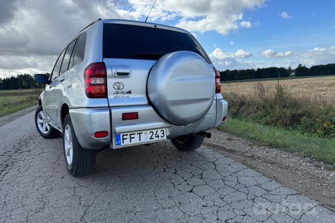 Toyota RAV 4 2 generation (XA20)