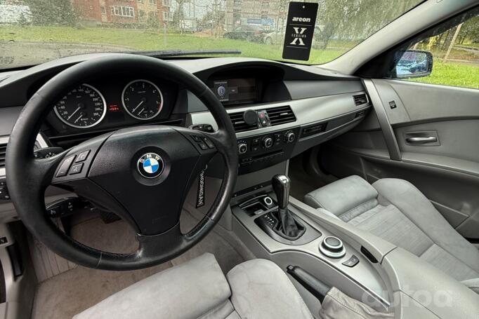 BMW 5 Series E60/E61 Touring wagon