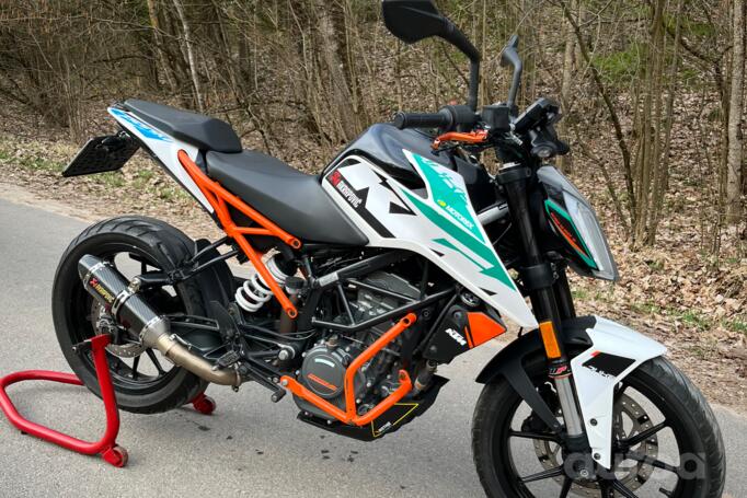 KTM Duke