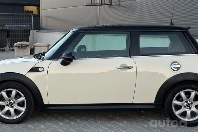 Mini Cooper R56 Hatchback