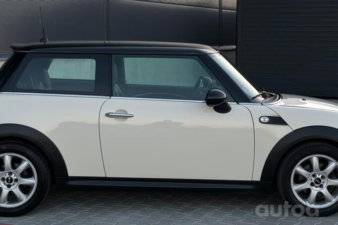 Mini Cooper R56 Hatchback