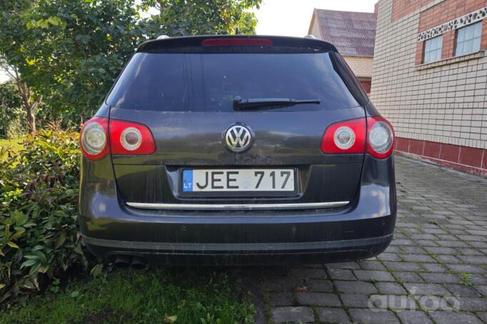 Volkswagen Passat B6 wagon 5-doors