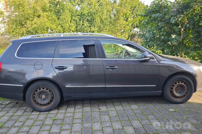 Volkswagen Passat B6 wagon 5-doors