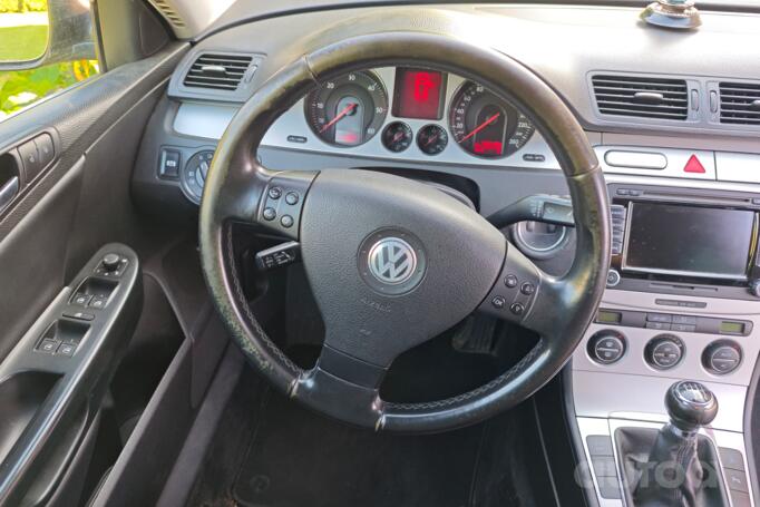 Volkswagen Passat B6 wagon 5-doors