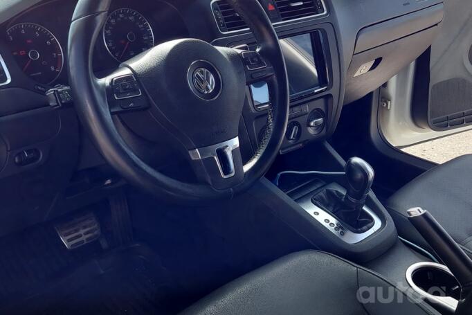 Volkswagen Jetta 6 generation Sedan