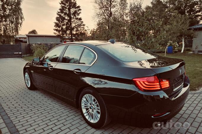 BMW 5 Series F07/F10/F11 Sedan