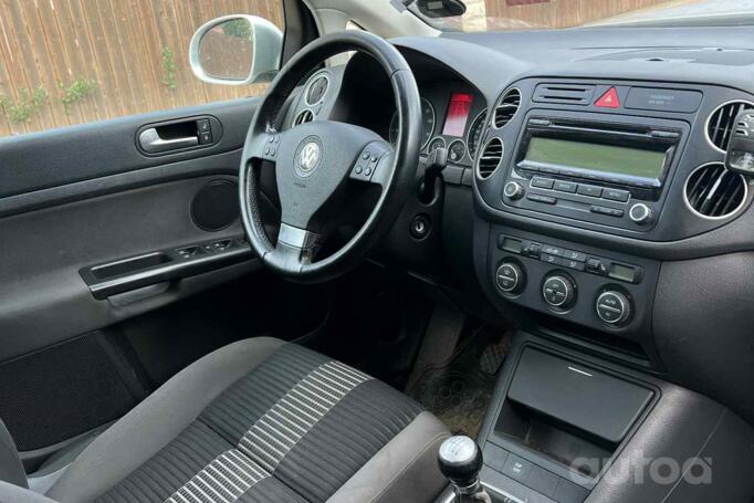 Volkswagen Golf Plus 1 generation
