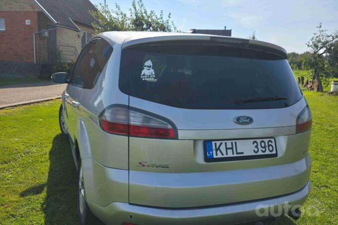 Ford S-Max
