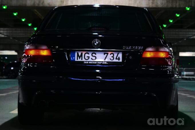 BMW 5 Series E39 Sedan 4-doors