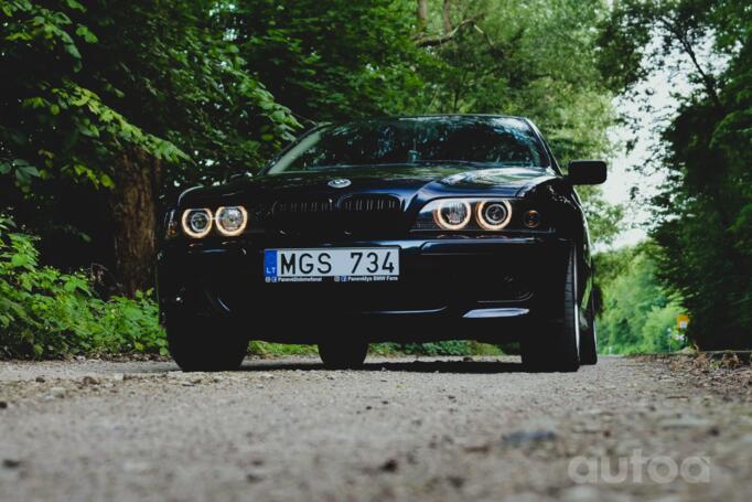 BMW 5 Series E39 Sedan 4-doors