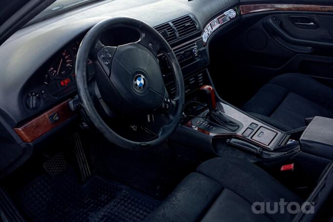 BMW 5 Series E39 Sedan 4-doors