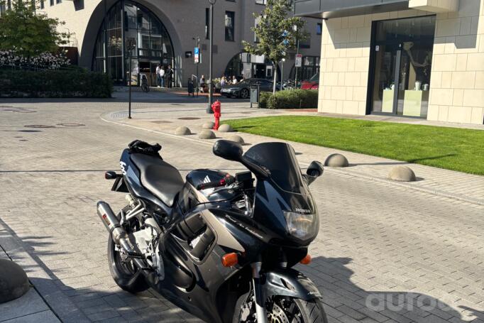 Honda CBR