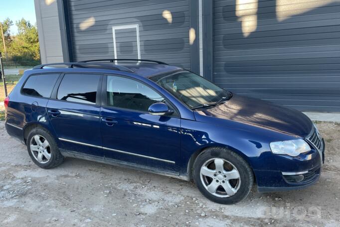 Volkswagen Passat B6 wagon 5-doors