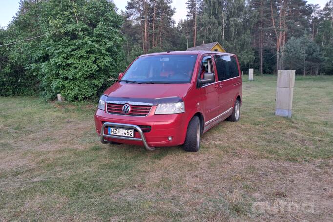 Volkswagen Multivan T5 Minivan
