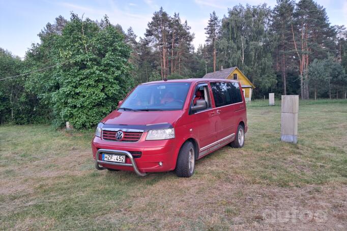 Volkswagen Multivan T5 Minivan