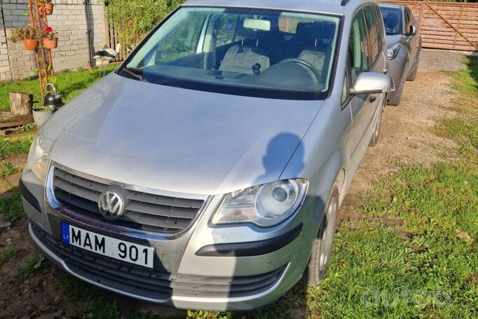 Volkswagen Touran 1 generation [restyling] Minivan 5-doors