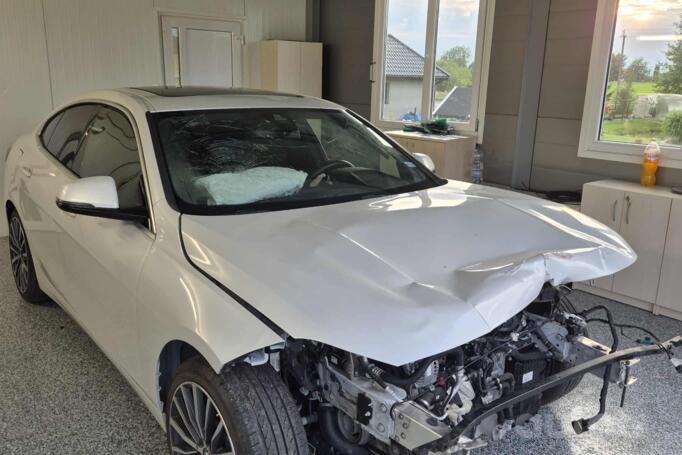 BMW 2 Series F44