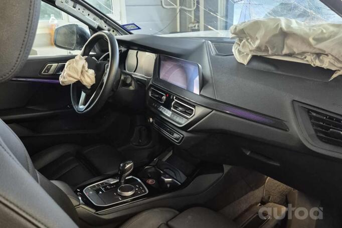 BMW 2 Series F44