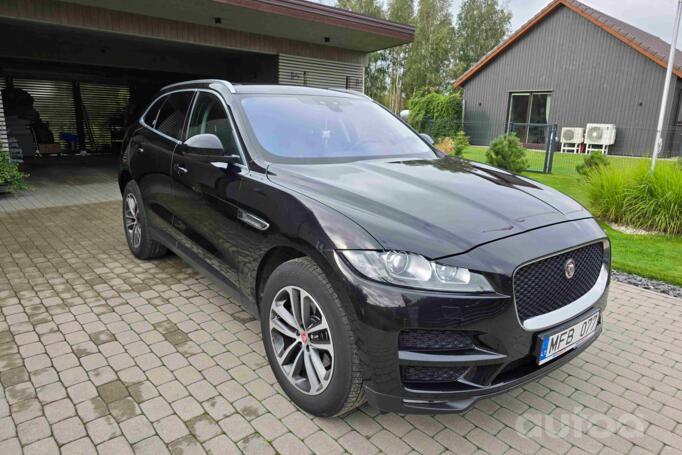 Jaguar F-Pace