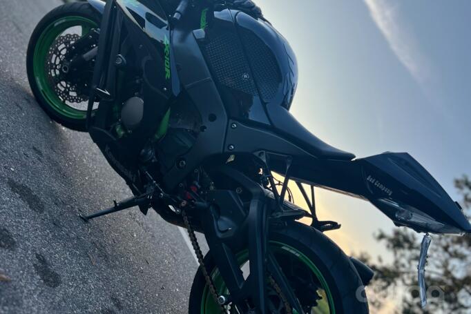 Kawasaki ZX-R